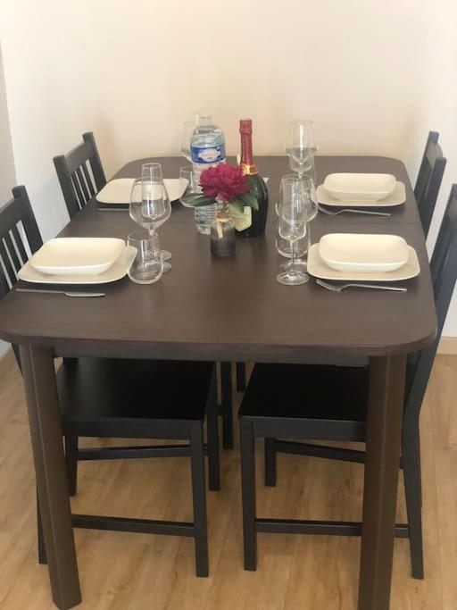 Superbe Appartement Tout Equipe, Le Nid D'Eva A Metz Gare, Parking Prive, Balcon, F2, 50M2, 3P 외부 사진
